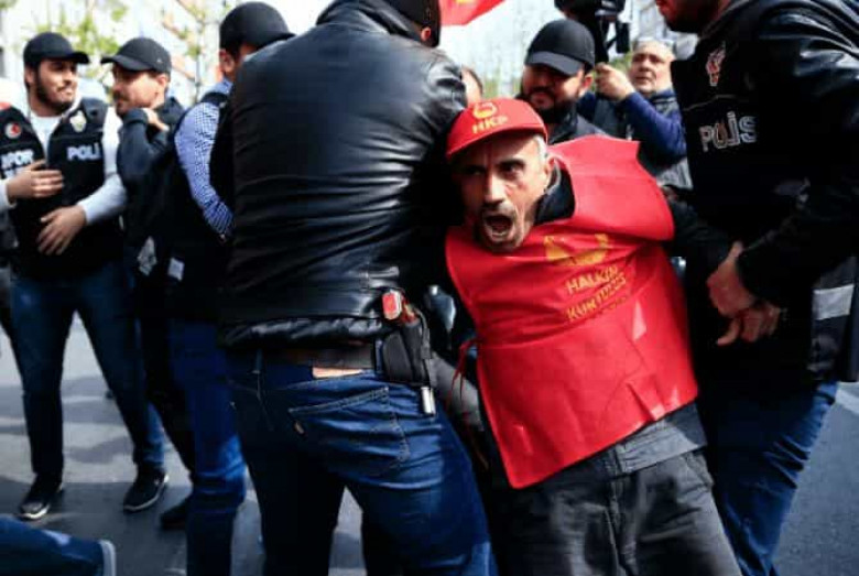 Ստամբուլում մայիսմեկյան ցույցի փորձ կատարելու համար ձերբակալվել է ավելի քան 200 մարդ
