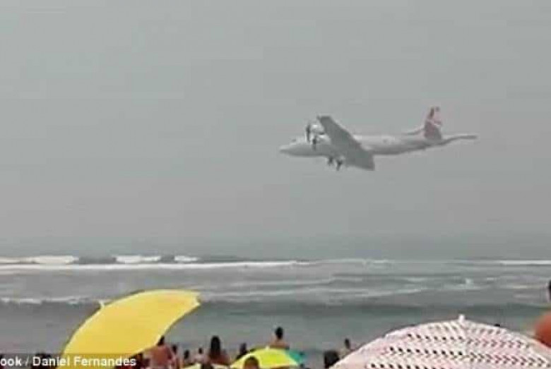 Պորտուգալական ծովափին ինքնաթիռի վայրէջքի հետևանքով երկու մարդ է մահացել