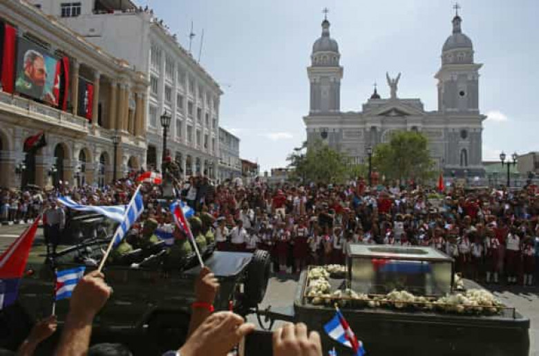 Ֆիդել Կաստրոյի աճյունը հողին են հանձնել Կուբայում