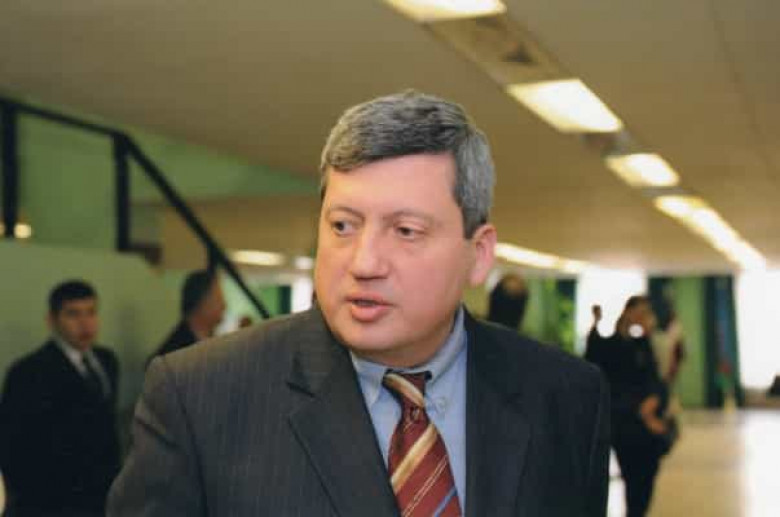 Ադրբեջանին արտաքին քաղաքականության շտապ փոփոխություններ են պետք. ադրբեջանցի նախկին նախարար