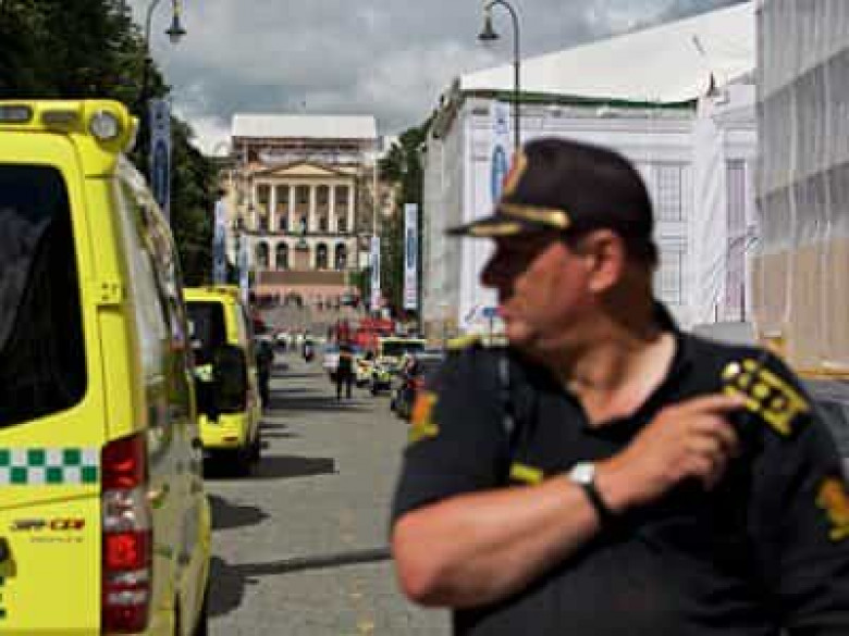 Ստոկհոլմում տեղի ունեցած ահաբեկչությունից հետո նորվեգացի ոստիկանները զենք կկրեն