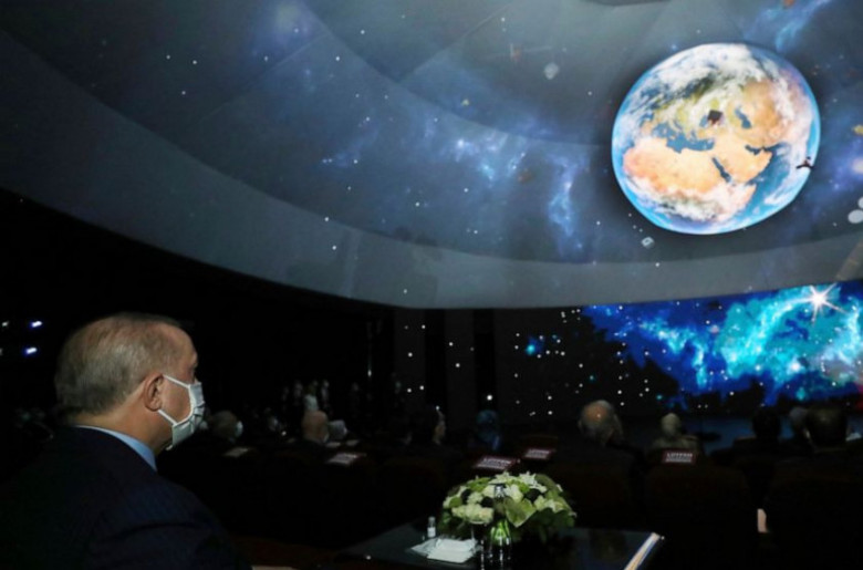 Էրդողանը ցանկանում է, որ երկրի` տիեզերք ուղարկվելիք առաջին քաղաքացին կին լինի