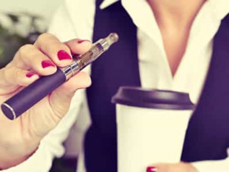 ԱՄՆ-ում քաղաքային խորհրդի նիստի ժամանակ կանացի պայուսակ է պայթել