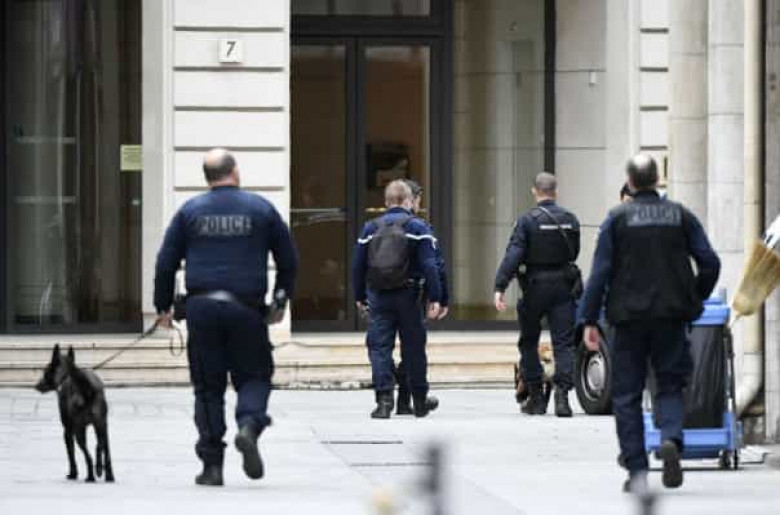 Ֆրանսիական հատուկ ծառայությունը նախազգուշացրել է նախագահի թեկնածուներին նրանց սպառնացող վտանգի մասին. ԶԼՄ-ներ