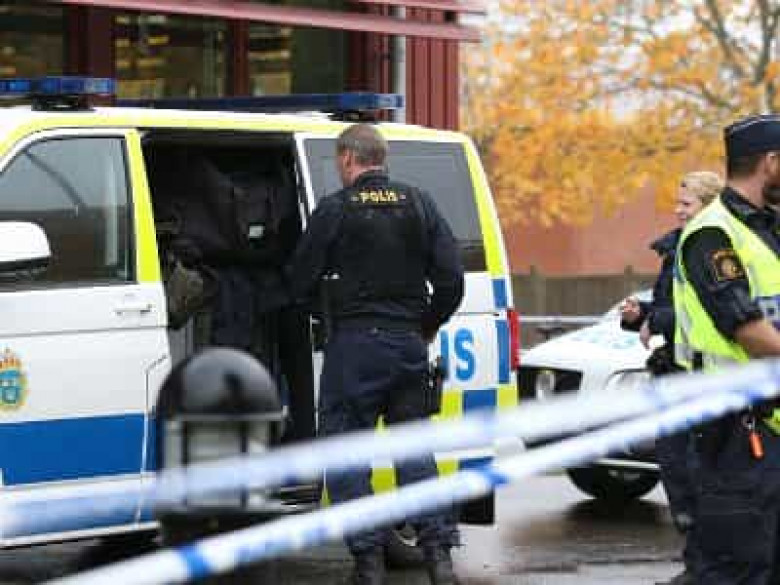 Շվեդիայում անհայտ չարագործը սպանել ու հրկիզել է մի կնոջ ու երեք փոքր երեխաների