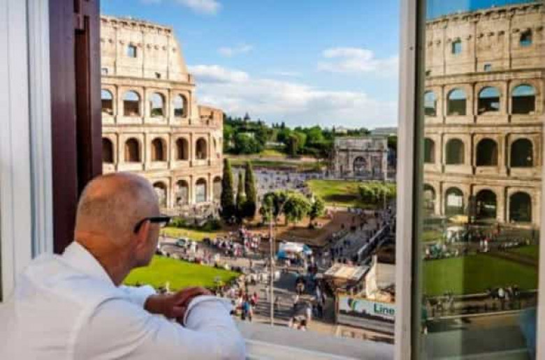 Հռոմում տղամարդը նույն բնակարանը վաճառել է 8 հոգու ու անհետացել