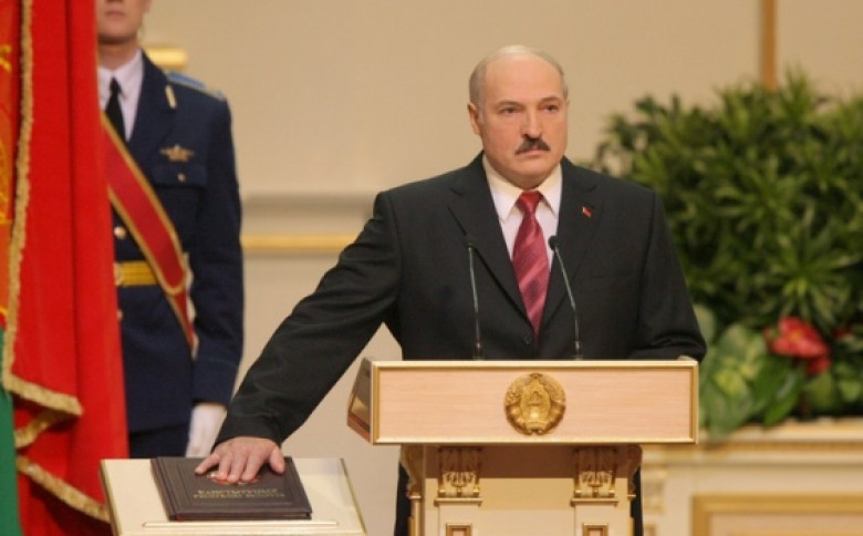 Ալեաքսանդր Լուկաշենկան երդվեց   բելառուսների առջեւ