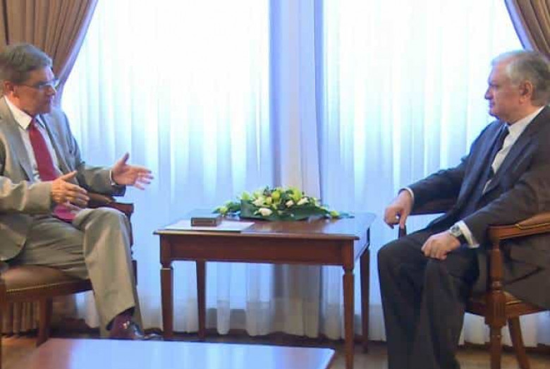 Հայաստանում Լեհաստանի դեսպանը պարգևատրվել է ԱԳՆ պատվո մեդալով