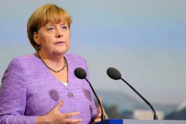 Մերկելն ինտերնետ-թրոլներին եւ հորինված նորությունները ժողովրդավարության սպառնալիք Է որակել