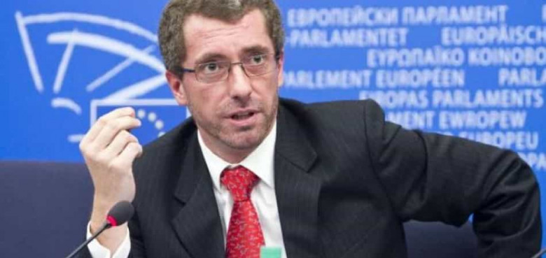 Թե ինչպես Ֆրանկ Էնգելը Ադրբեջանի պորտը տեղը դրեց. «Փաստ»