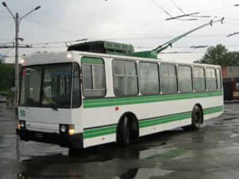 Տրոլեյբուսի շարժվելու ընթացքում 92-ամյա կինը վայր է ընկել ու ստացել վնասվածքներ