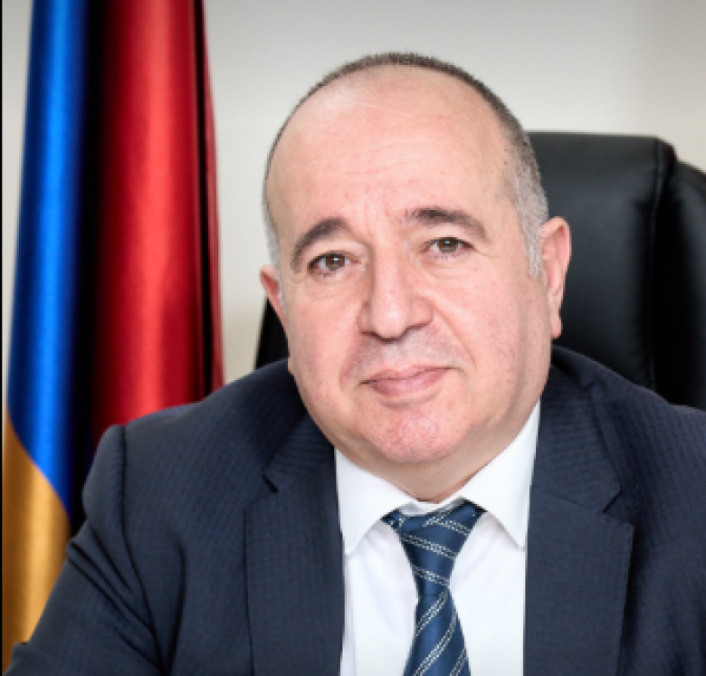 Հնագույն ժամանակներից ի վեր մեր քաղաքը կանգնած է եղել «Երևանի ճամփա» կոչվող ճանապարհների խաչմերուկում. Արշակ Կարապետյան