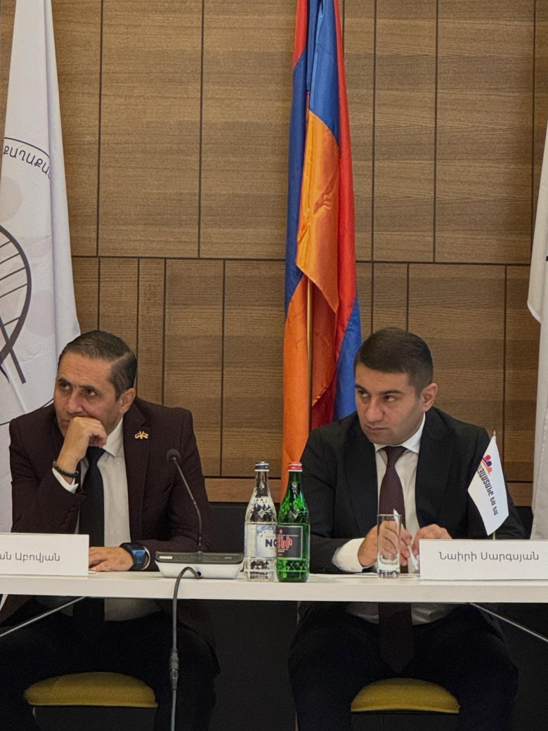 Այսօր տեղի ունեցավ «Հայաստանը ես եմ» և «Կամուրջ» նախաձեռնությունների համատեղ համաժողովը
