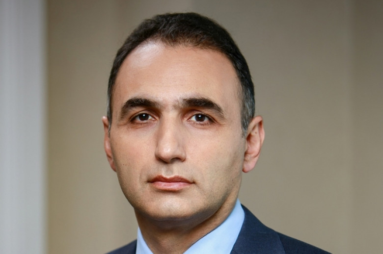 Այն մասին, թե ինչպես մի քանի սերունդների անկոտրում պայքարը, արյունն ու քրտինքը մի քաղաքական բախտախնդրի ստորագրությամբ հավասարեցվեց հողին․ Ավետիք Չալաբյան