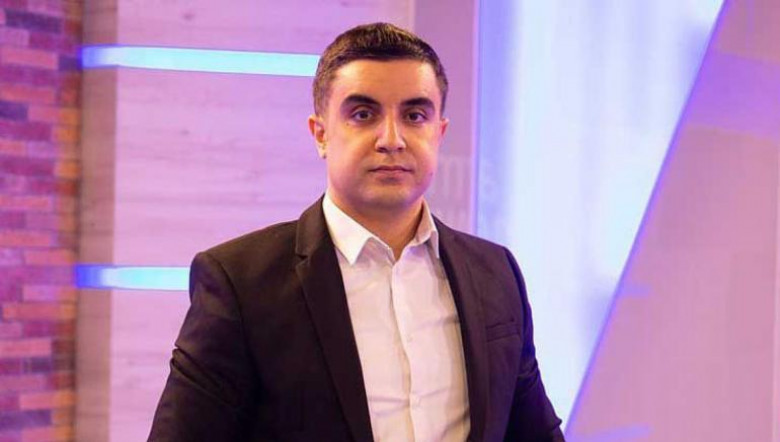Վերջին մեկ տարում պարագլուխը հրապարակայնորեն սեղմել է «Կյանքի խոսք» աղանդի ղեկավարի ձեռքը․ Դավիթ Սարգսյան