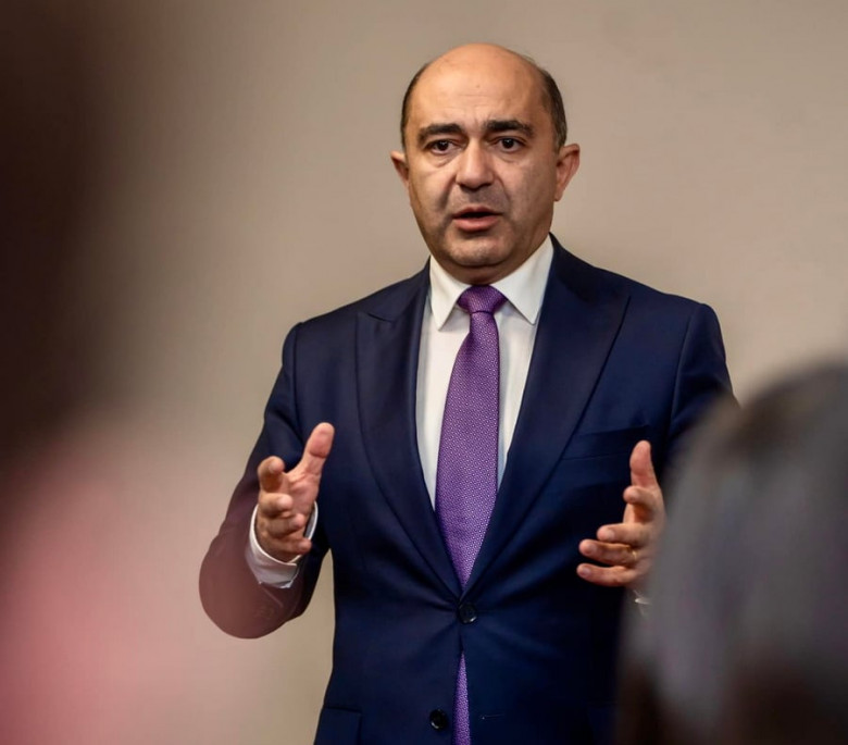 Իշխանությունները փորձում են հասարակությանը ներկայացնել մի իրավիճակ, իբր երկիրը սովի մեջ է․ Էդմոն Մարուքյան